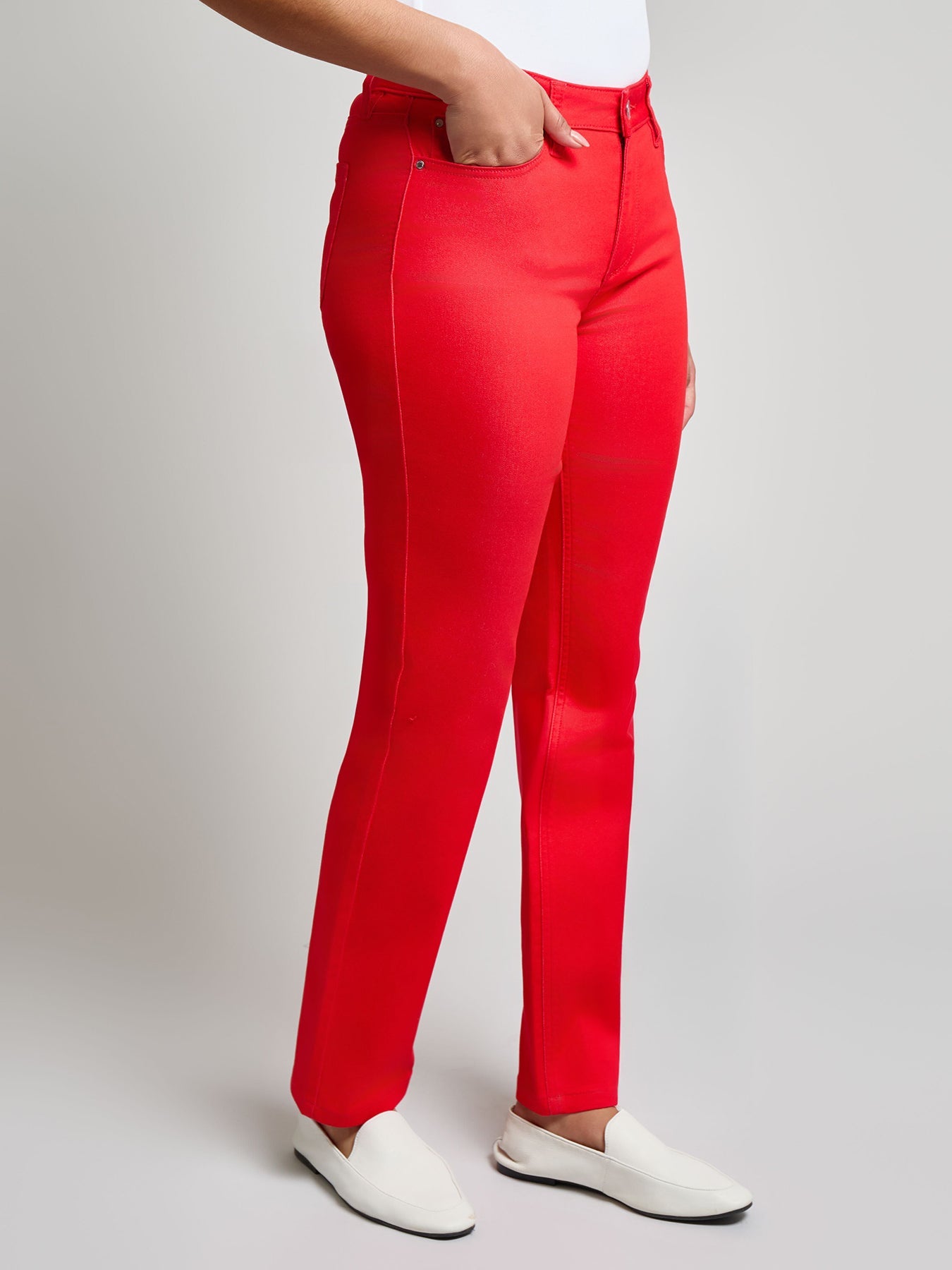 Lexington Straight Leg Jeans, Rouge