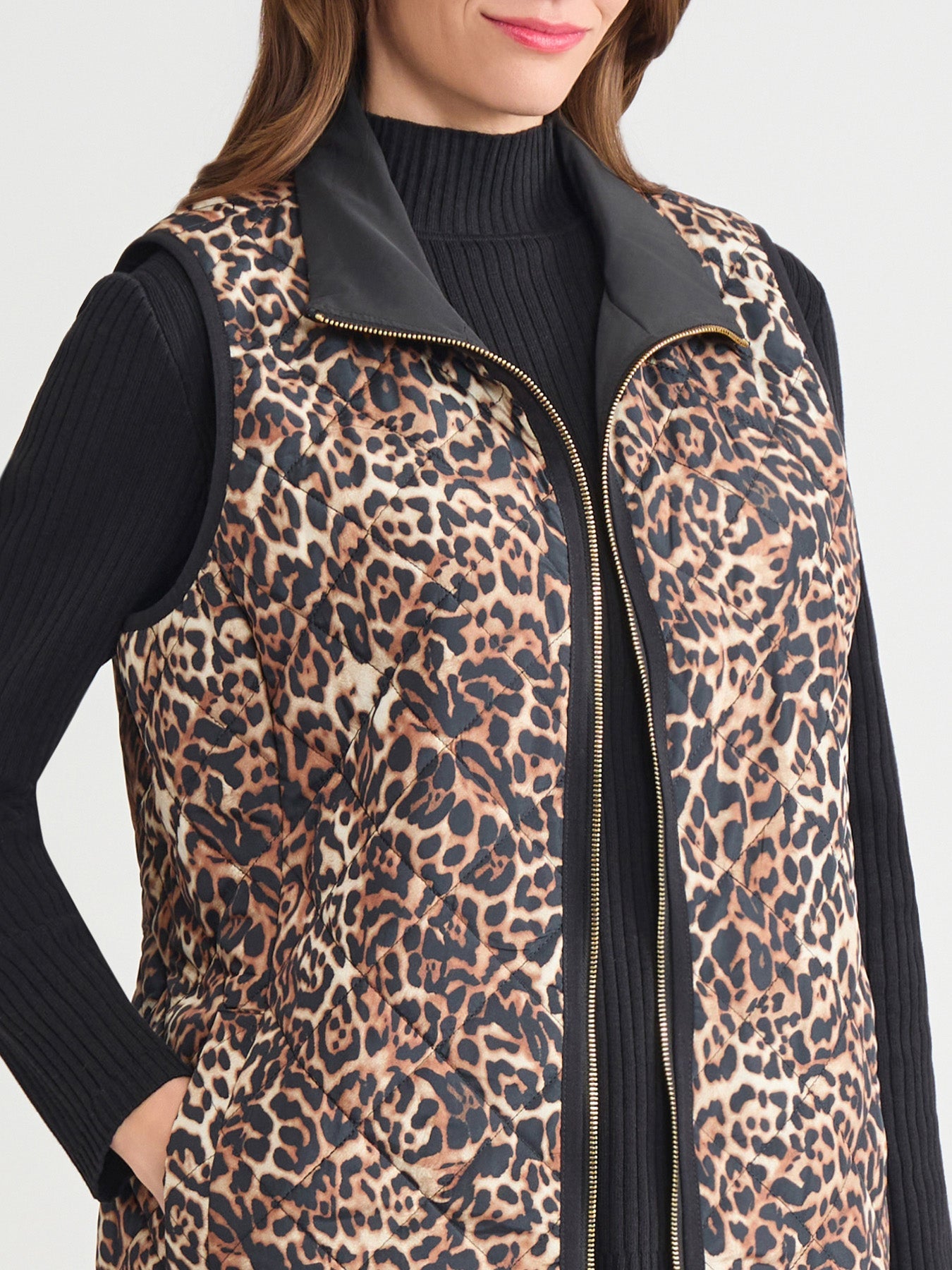 Plus Contrast Piping Quilted Vest