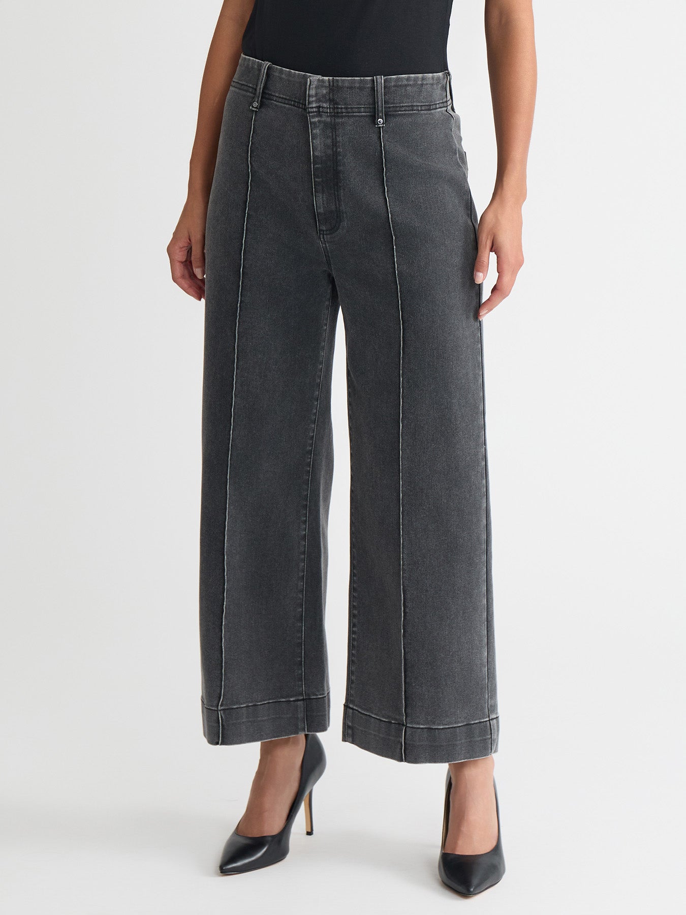 Wide Leg Cropped Pintuck Jeans